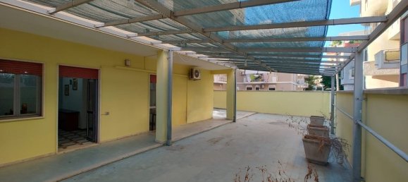 Квартира с 3 комнатами в Gallipoli, Италия № 306403 3