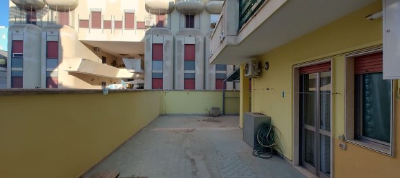 Квартира с 3 комнатами в Gallipoli, Италия № 306403 8