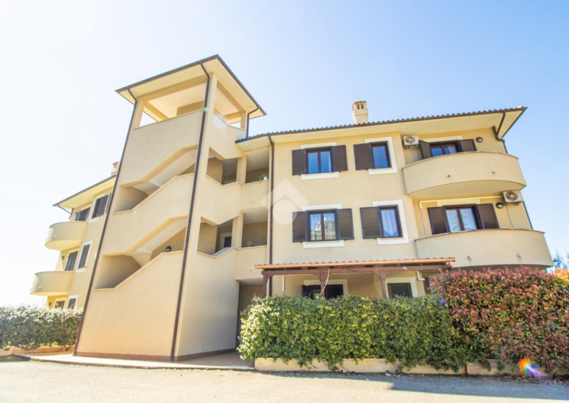 Apartamento de 3 divisões em Cantalupo in Sabina, Italy N.º 125282