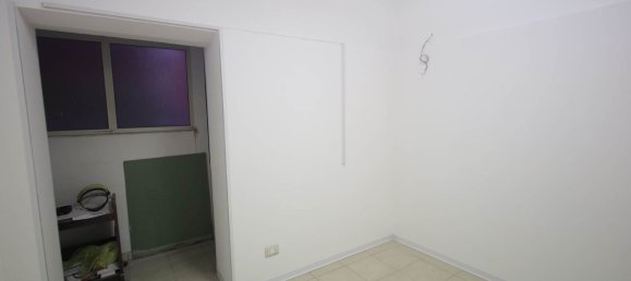 3 rooms Apartment in Catania, Italy No. 167830 10