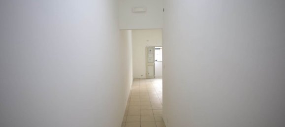 3 rooms Apartment in Catania, Italy No. 167830 18