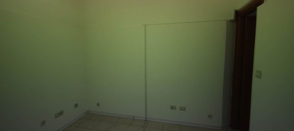 3 rooms Apartment in Catania, Italy No. 167830 8