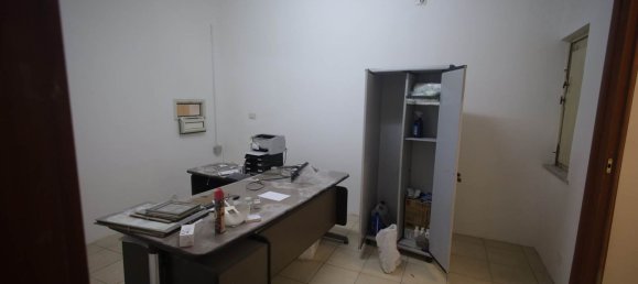 3 rooms Apartment in Catania, Italy No. 167830 16