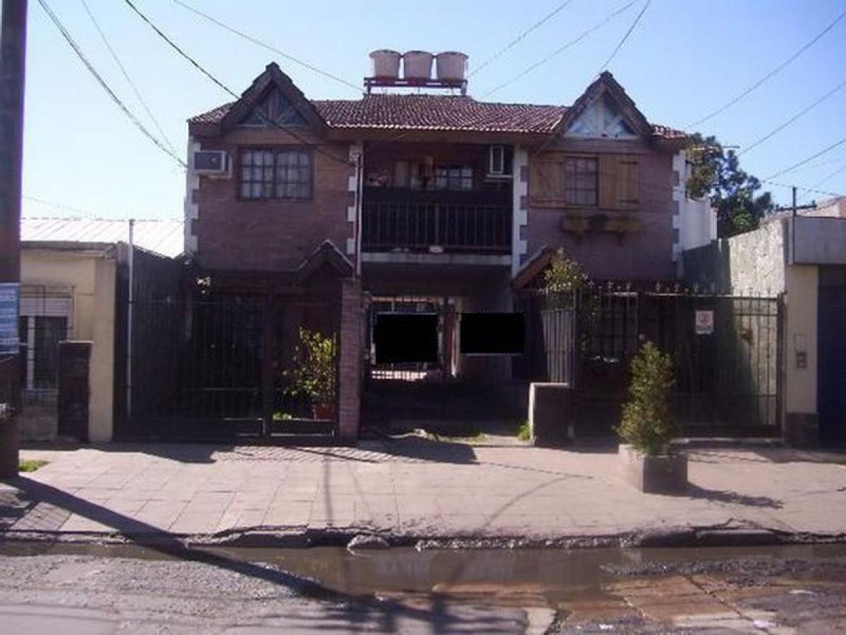 Studio in Bermudez, Argentina No. 10748