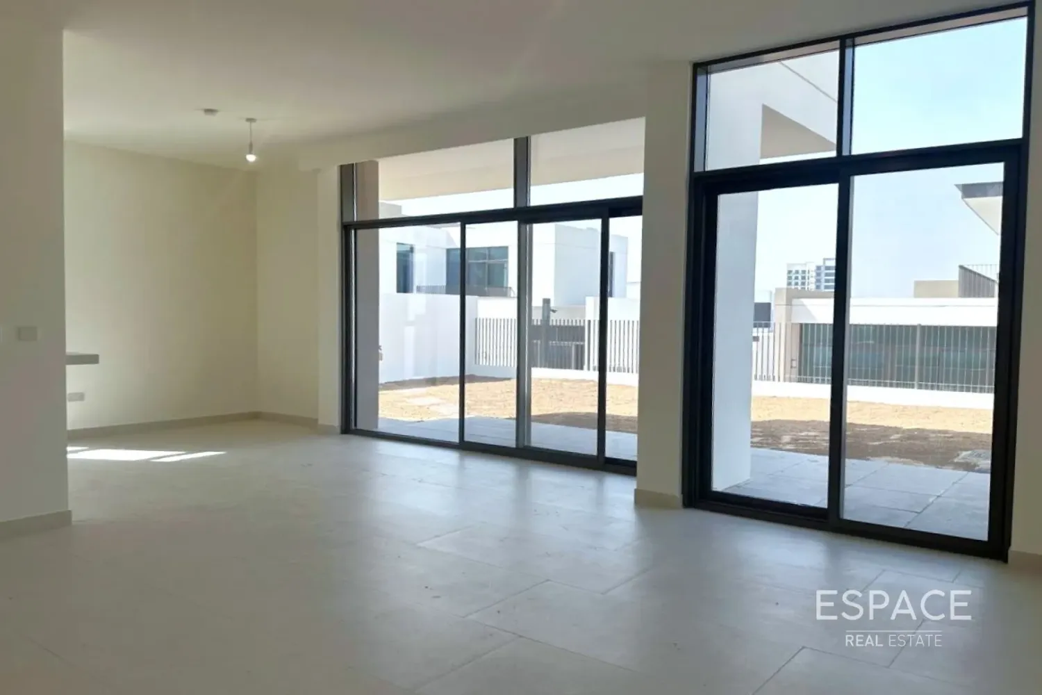 4 Schlafzimmer Villa in Al Furjan, UAE, Nr. 106157