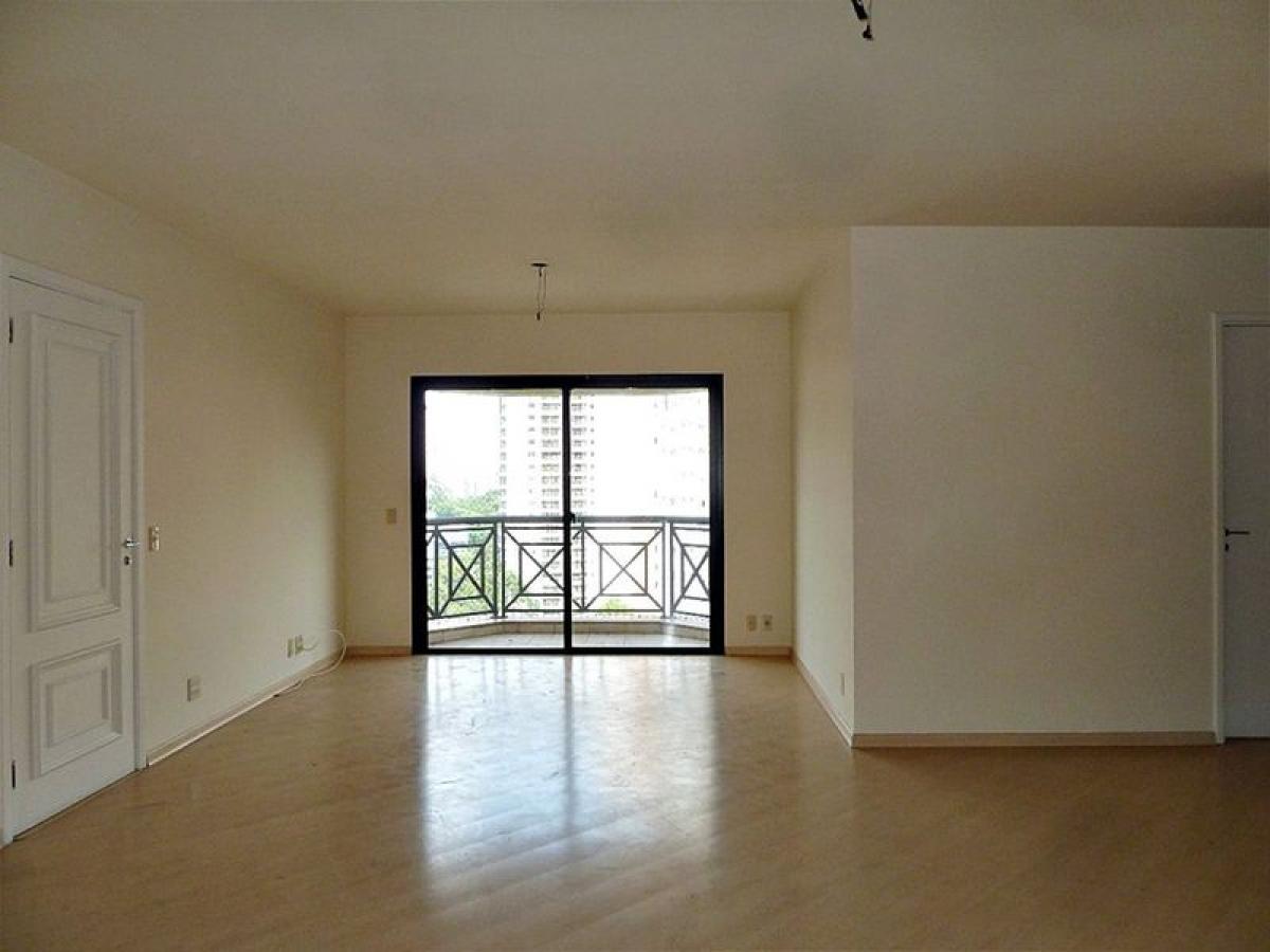 Квартира с 4 спальнями в Сан-Паулу, Бразилия № 489625