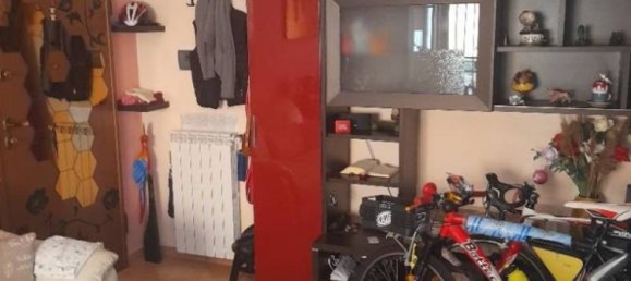 1 bedroom Apartment in Rome, Italy No. 185639 2