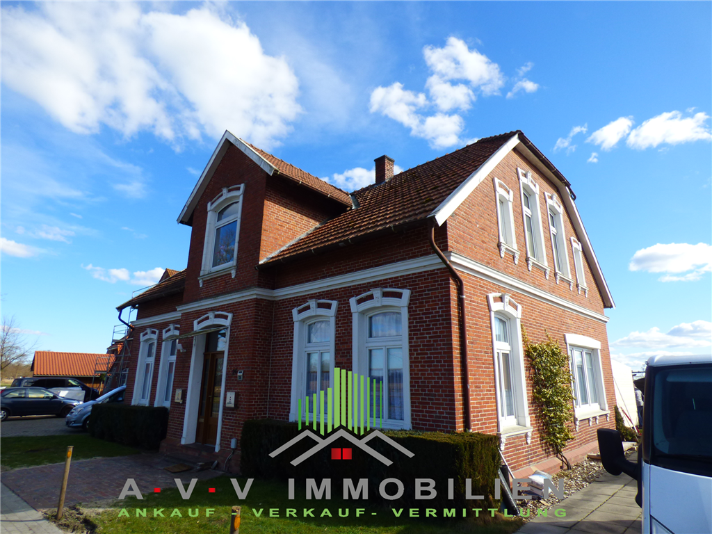 17 rooms Building in Ammerland, Germany No. 209533