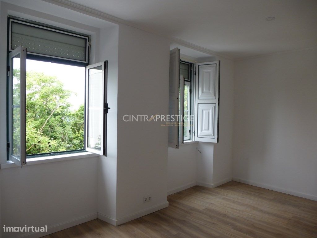2 bedrooms Duplex in Lisbon, Portugal No. 270843