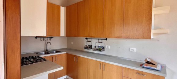 3 bedrooms Villa in Montichiari, Italy No. 333063 8