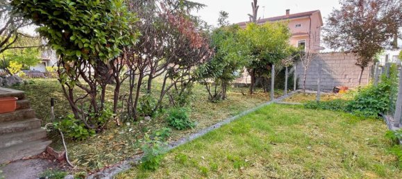 3 bedrooms Villa in Montichiari, Italy No. 333063 10