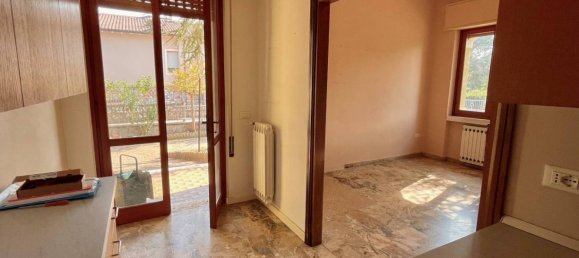 3 bedrooms Villa in Montichiari, Italy No. 333063 7