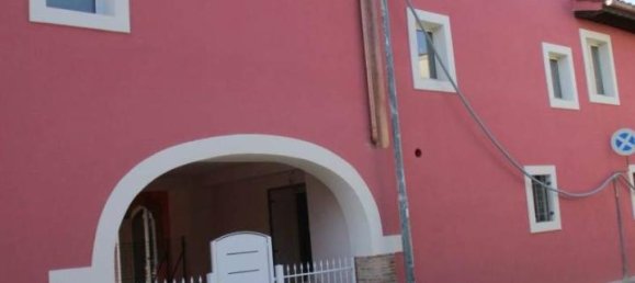 4 rooms Apartment in Campi Bisenzio, Italy No. 23890 5