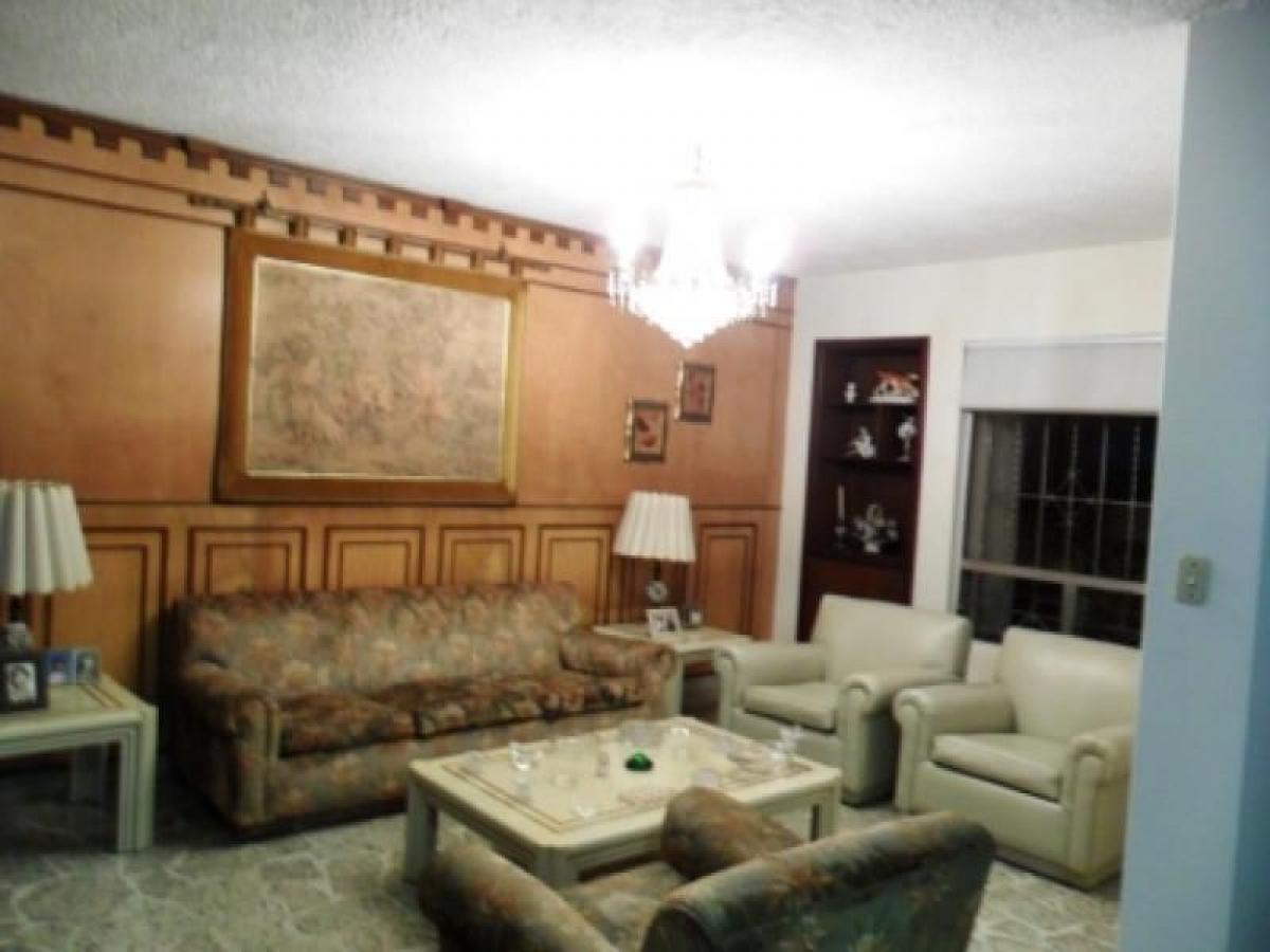 4 bedrooms House in Antioquia, Colombia No. 2835