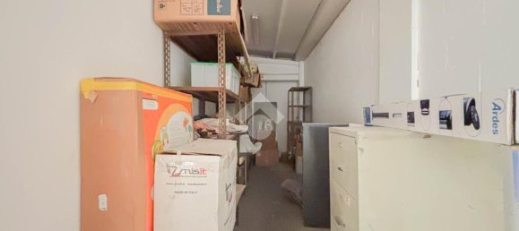 Склад с 4 комнатами в Суизьо, Италия № 309945 21