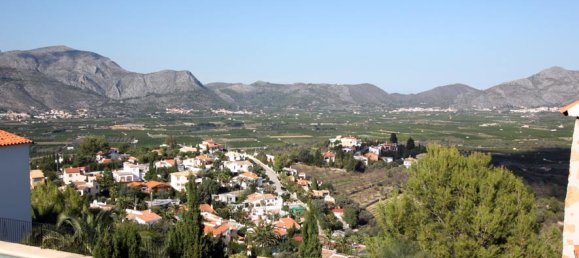 3 Schlafzimmer Villa in Orba, Spain, Nr. 8385 4