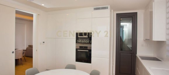 3 bedrooms Apartment in Limassol, Cyprus No. 620 10