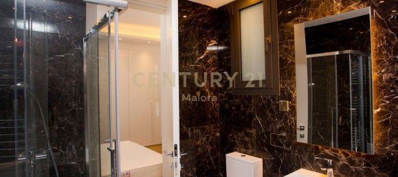 3 bedrooms Apartment in Limassol, Cyprus No. 620 11