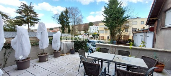 Propriété commerciale à Audun-le-Tiche, France 200m² No. 92013 12