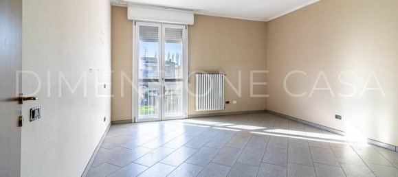 3غرفة شقة في San Prospero, Italy رقم 39550 13