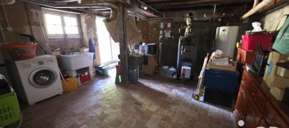 8 bedrooms House in Yonne, France No. 354459 4