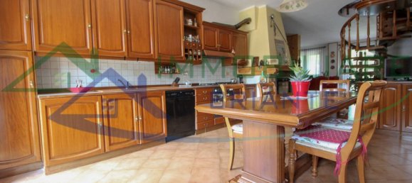 2 Schlafzimmer Haus in Somma Lombardo, Italy, Nr. 309173 13