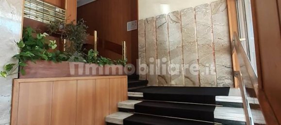 2 bedrooms Apartment in Turin, Italy No. 350250 3