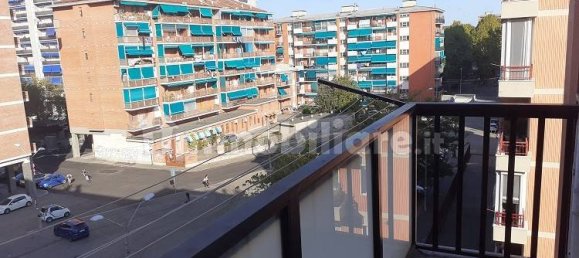 2 bedrooms Apartment in Turin, Italy No. 350250 23