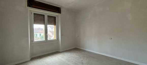 3-Zimmer Wohnung in Florence, Italy, Nr. 110437 2