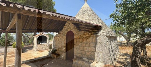 Вилла с 3 комнатами в Монополи, Италия № 28765 3