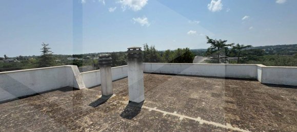 Вилла с 3 комнатами в Монополи, Италия № 28765 28