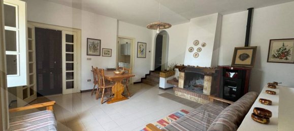 Вилла с 3 комнатами в Монополи, Италия № 28765 7