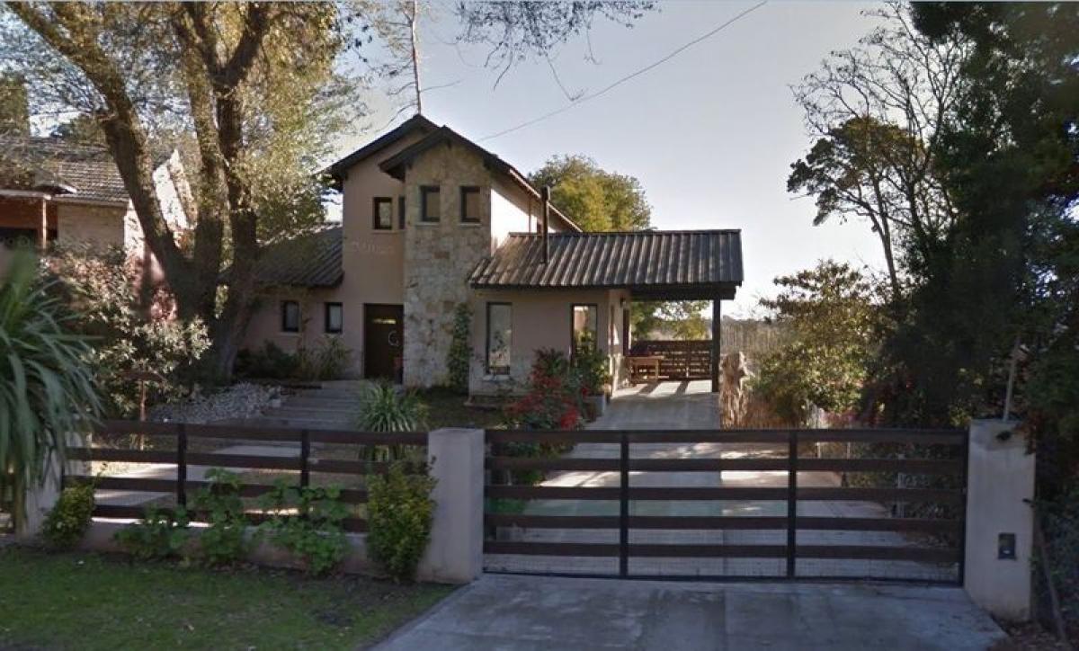 2 bedrooms House in General Pueyrredon, Argentina No. 51369