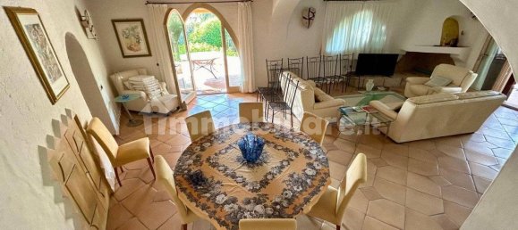 Villa de 4 dormitorios en Arzachena, Italy No. 115580 4