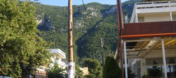 750m² Townhouse in Kamena Vourla, Greece No. 6883 8