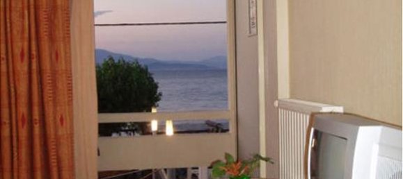 750m² Townhouse in Kamena Vourla, Greece No. 6883 3