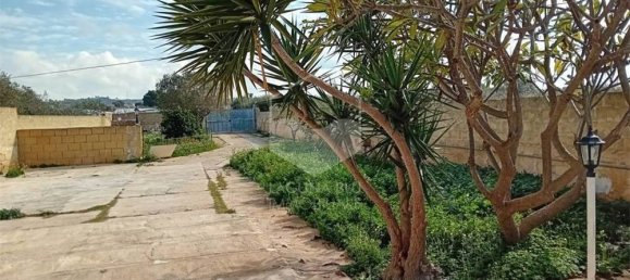 Casa de 2 habitaciónes en Marsala, Italy No. 48336 2