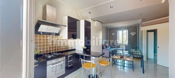 1 bedroom Apartment in Florence, Italy No. 274545 4