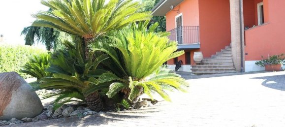 4-Zimmer Villa in Cisterna di Latina, Italy, Nr. 76556 35