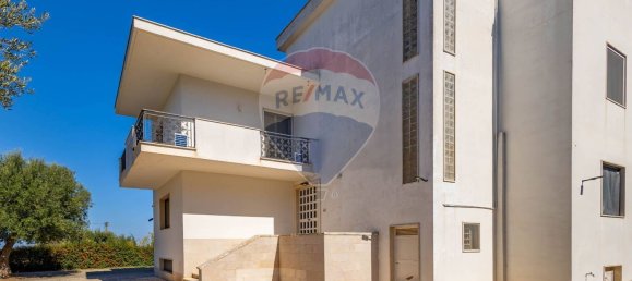 12-Zimmer Villa in Castellana Grotte, Italy, Nr. 212386 3