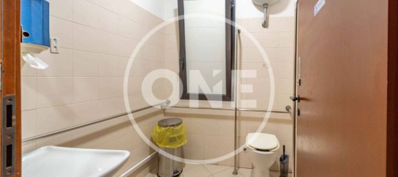 150m² Commercial property in Pomezia, Italy No. 311795 9