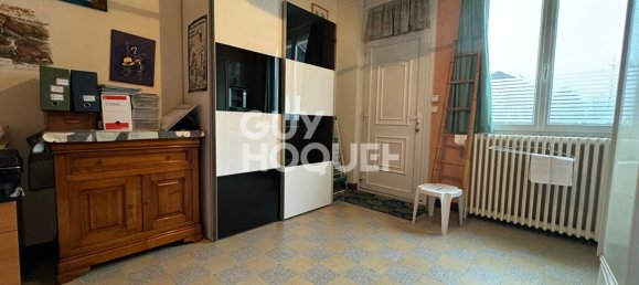 5 bedrooms House in Loury, France No. 56440 6