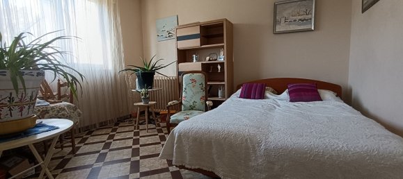 5 bedrooms House in Loury, France No. 56440 5