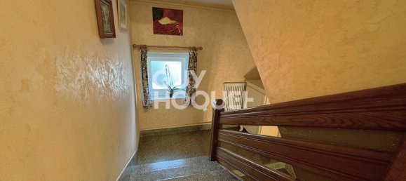 5 bedrooms House in Loury, France No. 56440 8