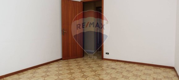 3 chambres Appartement à Catania, Italy No. 232605 2