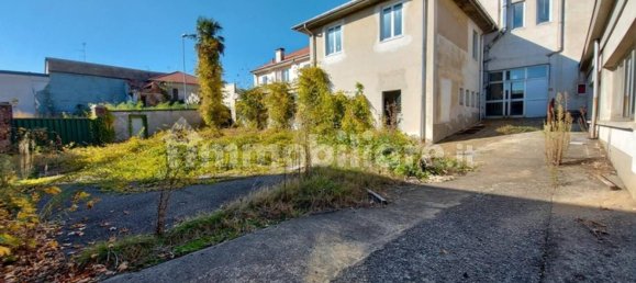 Armazém em Carnago, Italy 2856 m² N.º 316979 2