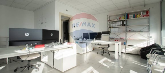 Escritório em Ospitaletto, Italy 135 m² N.º 58538 3