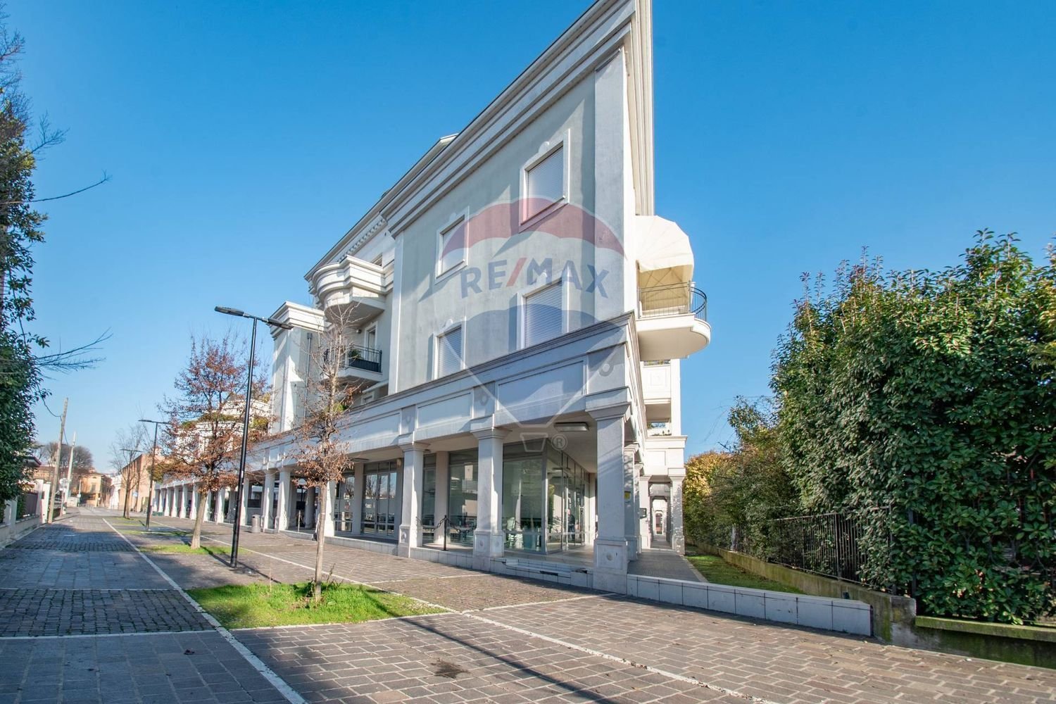Escritório em Ospitaletto, Italy 135 m² N.º 58538