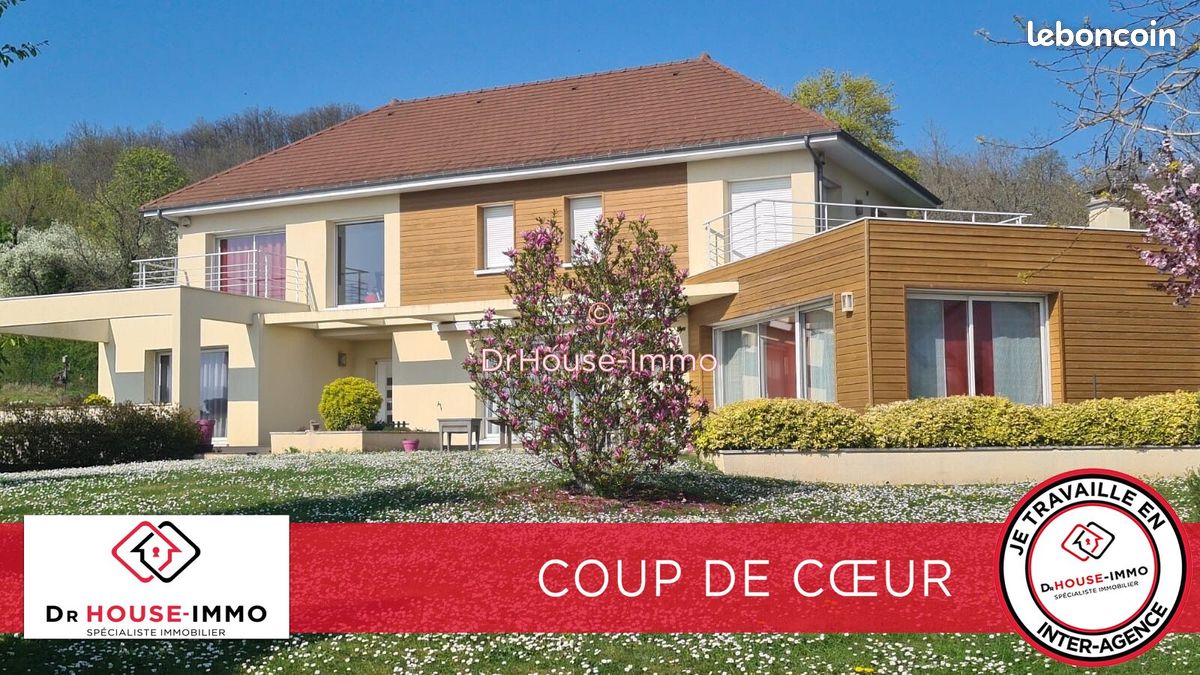 5 bedrooms House in Limay, France No. 131115