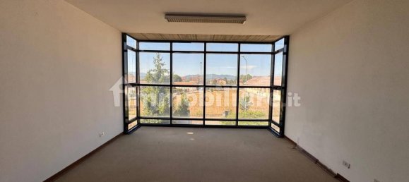 Escritório em Sansepolcro, Italy 879 m² N.º 375187 4